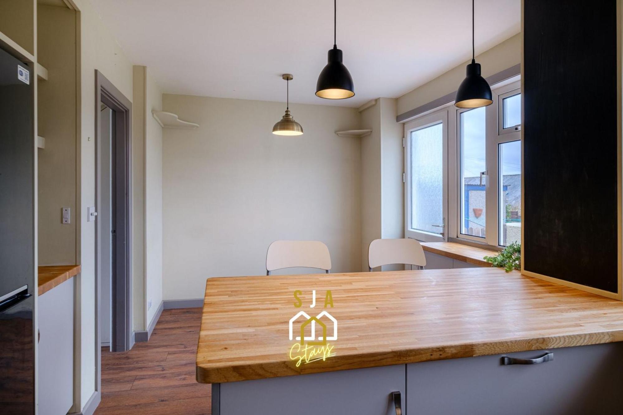 Banchory House - Sja Stays - 2 Bed House Bilik gambar