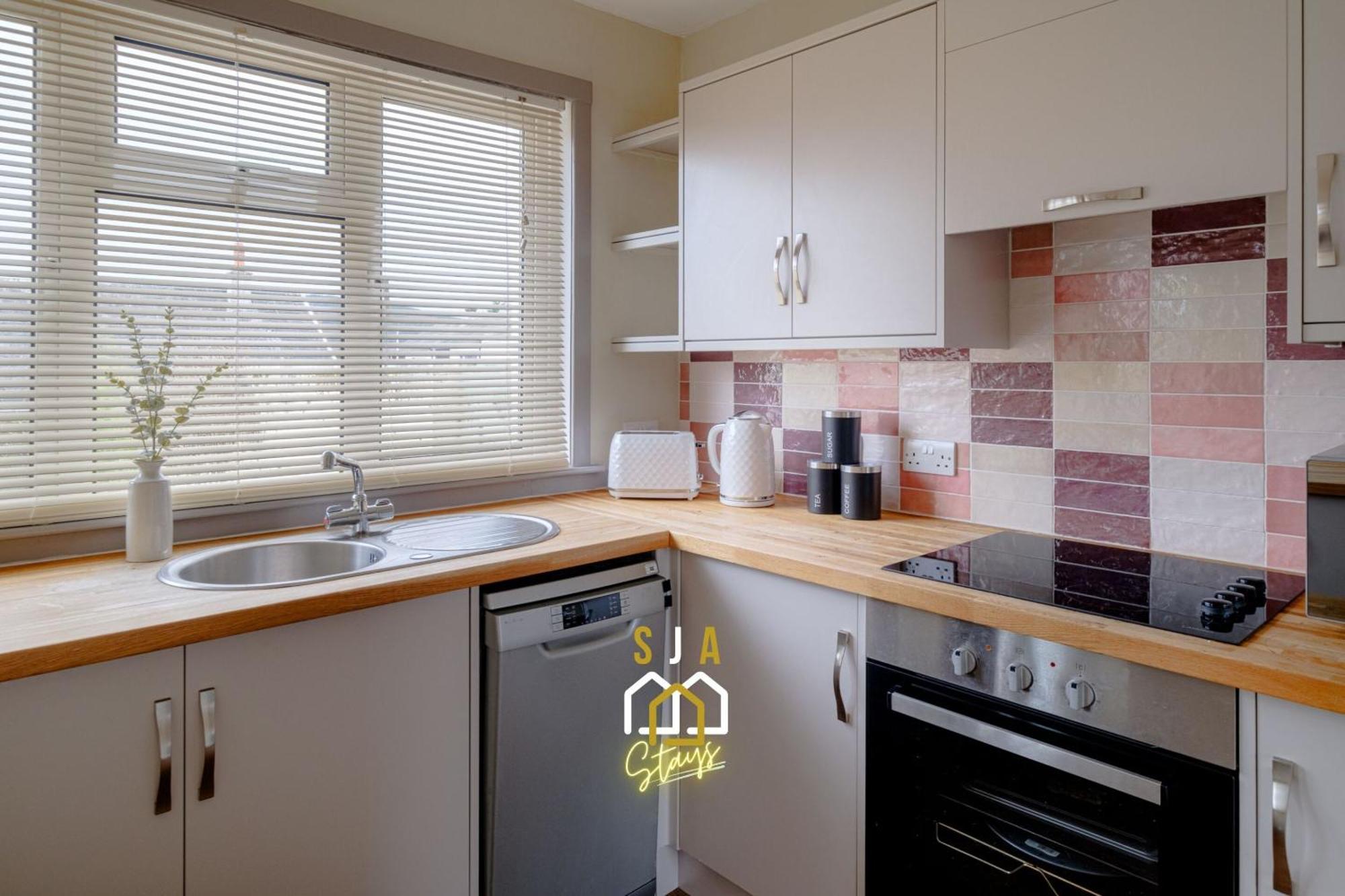 Banchory House - Sja Stays - 2 Bed House Bilik gambar