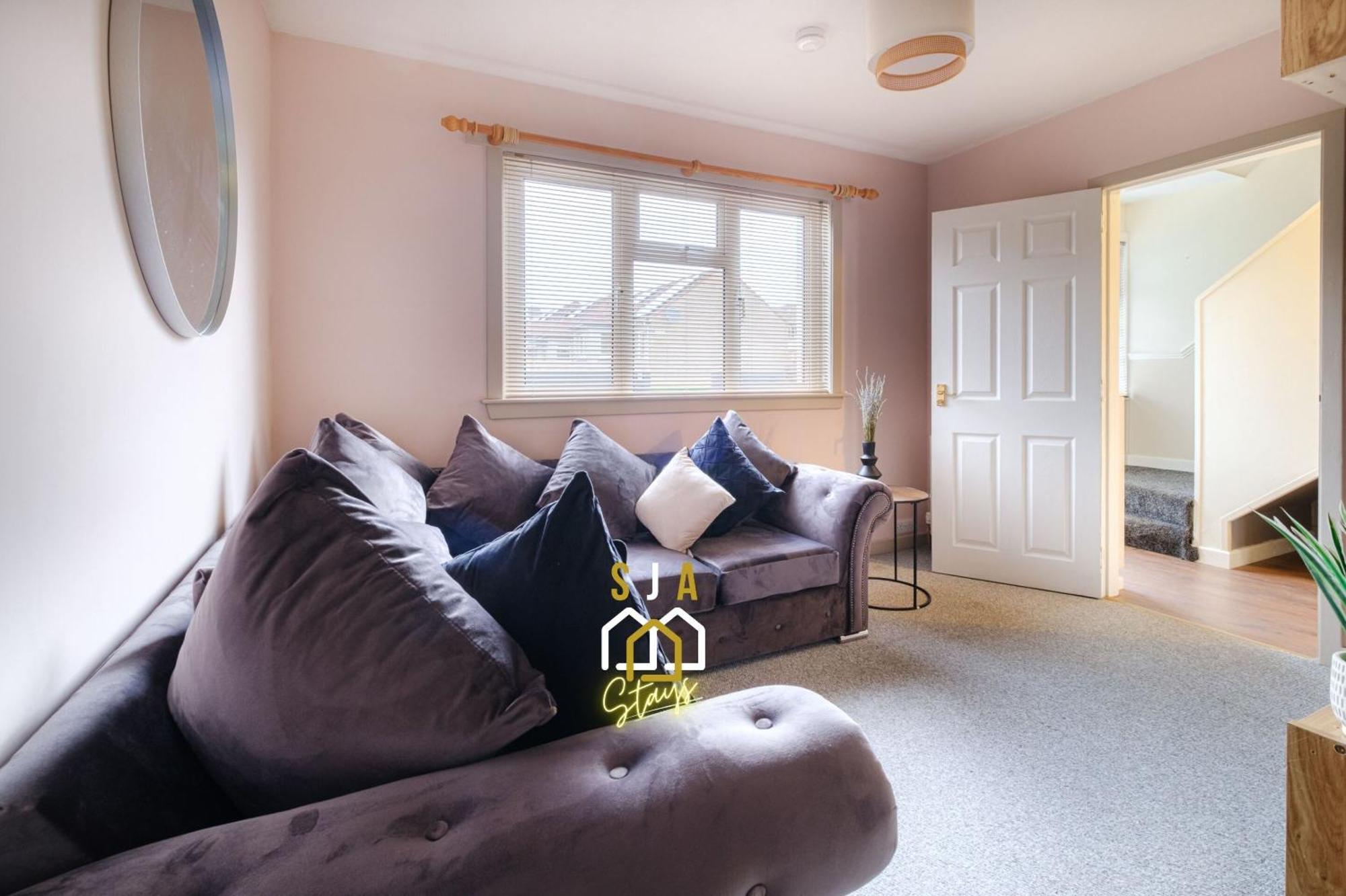 Banchory House - Sja Stays - 2 Bed House Bilik gambar